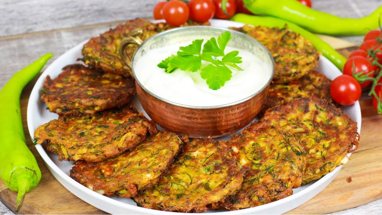 Zucchini-Taler aus der Pfanne - schnelles und gesundes Rezept - vegetarisch