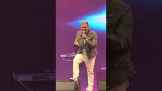 الجزء المحزوف من أغنية ياقمر من حفلة عمرو دياب ألأخيرة في القريه العالميه 