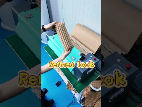 Évitez les remises de carton à prix cassés pour le recyclage. Produisez un rembourrage interne à partir de cartons excédentaires avec le broyeur-expanseur de carton.