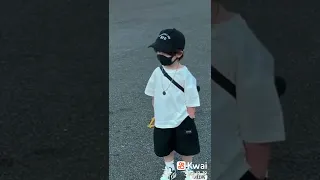 أطفال كورين يشبهون BTS 