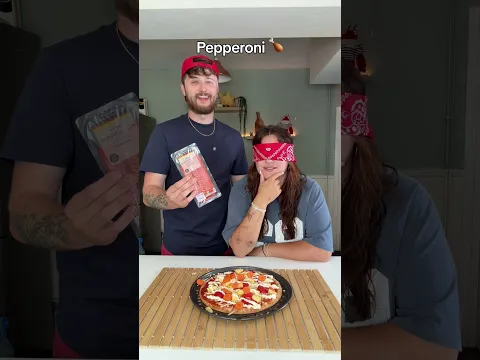 Yes or No (Create a Pizza) Part 2 😱 #ShauniandJake