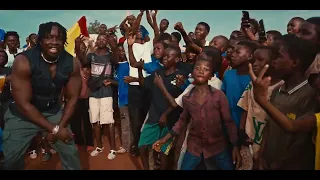 King kJ les Famas (AES) -clip officiel.