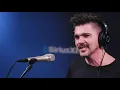 Juanes performs La Camisa Negra