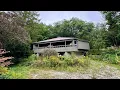 Download Lagu ABANDONED Mid Century 1970’s Dream Hideout Hidden In The Hills