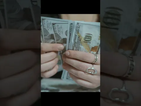 इन 3 चीज़ों पर पैसा खर्च करना आज ही बंद करो! 💸🚫 | पैसे बचाने का Secret |ये 3 खर्च चेक करो! #shorts
