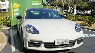 AO VIVO: DESTRINCHANDO O PORSCHE PANAMERA E-HYBRID