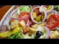 Here s What Really Makes Olive Garden s Salad So Delicious