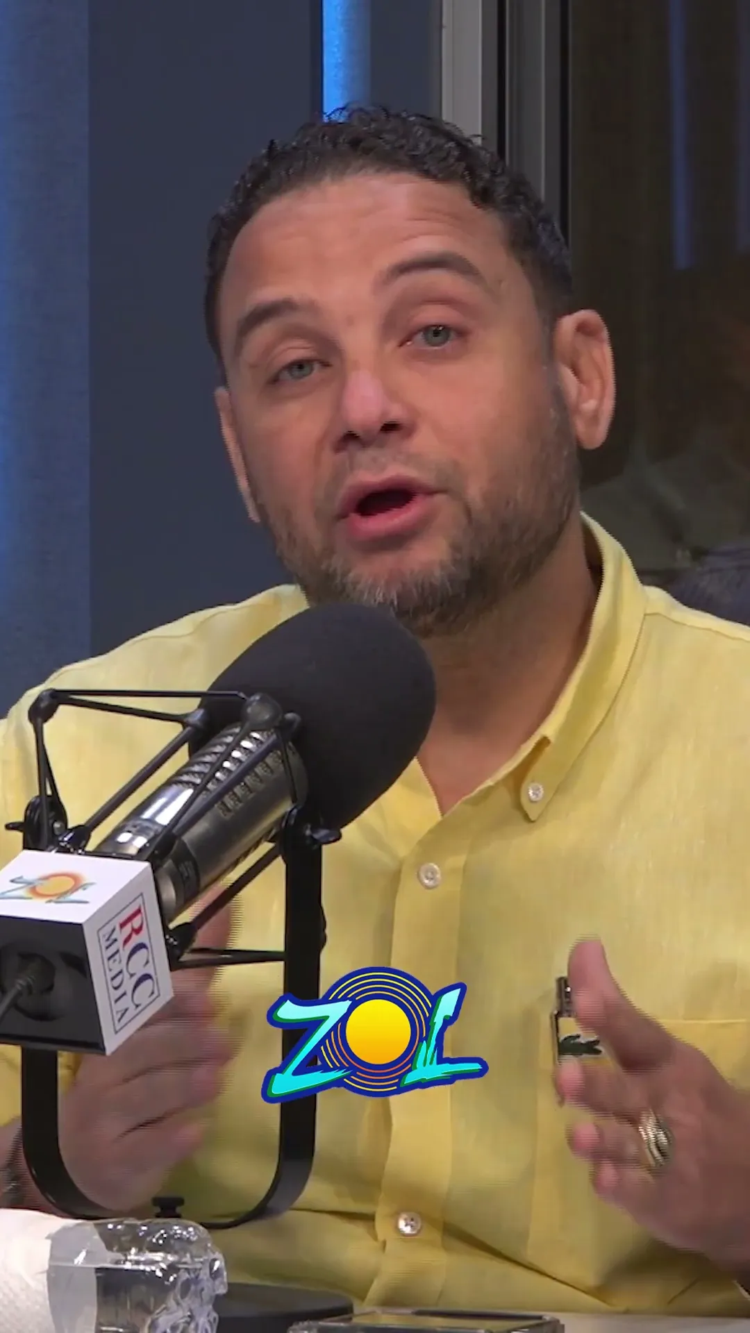 ¿QUÉ PASA CON LA EDUCACIÓN?