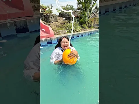 bawang putih lepasin balon kuning#trendingshorts