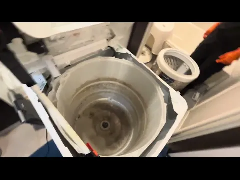 ★カビが服に付く•臭いが気になる方内部が汚れているサインです★