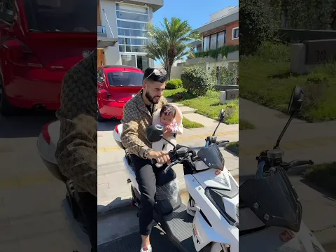 JASMIM ANDOU DE MOTO