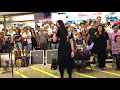 多情「只要您們想聽*我都會為您們唱*黎瑞恩*一連唱了18首歌*珍惜倒數最後三次*旺角街演。」(2018-07-22）中國香港歌手彭梓嘉