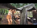 Download Lagu Solo kamperen in de regen - nat lichaam 's nachts, tyfoon, zware regen, gezellige tent, ASMR