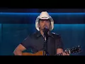 Brad Paisley performs "My Tennessee Mountain Home" live in concert 2017 HD 1080p