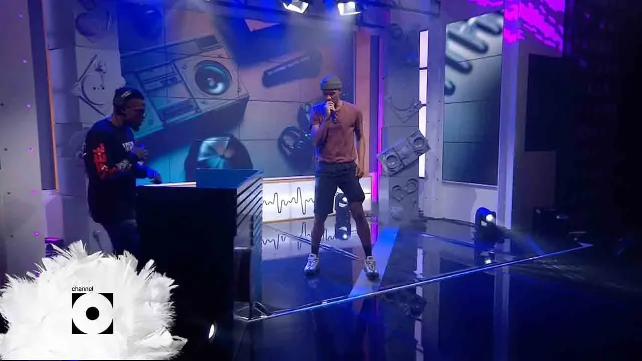 DJ Mshega and Ziyan perform How Do You Feel | Massive Music | Channel O