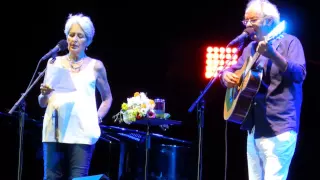 Download Joan Baez avec Maxime Le Forestier 22 juillet 2015 - Les Arènes de Nîmes MP3