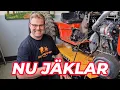 Download Lagu TRIMMAR SÖNDER EN DIESELMOTOR  FÖR 500KR - Tävling i filmen