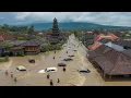 Download Lagu Bali zinkt vandaag! Chaos alom, plotselinge overstromingen sleuren huizen weg.