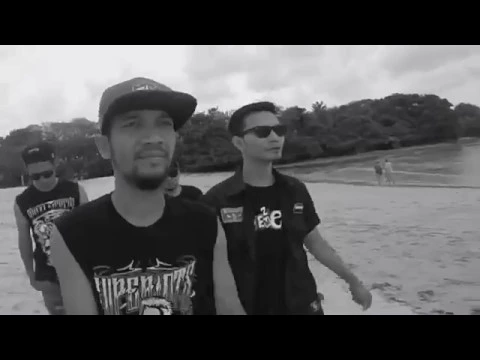 Download MP3 Superiots - Lepas Kendali (Official Video)