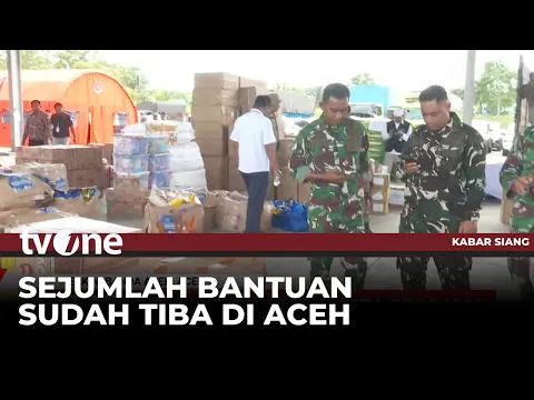 Bantuan Untuk Pengungsi Tiba di Bandara Sultan Iskandar Muda