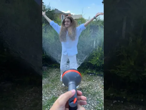Video Thumbnail: Водная рулетка 🔫 #веселыеигры #игры #games #fungame #funnygames #challenge