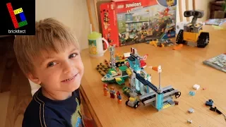 CLARK SHOWS OFF HIS LEGO AIRPORT + A BONUS BUILD!