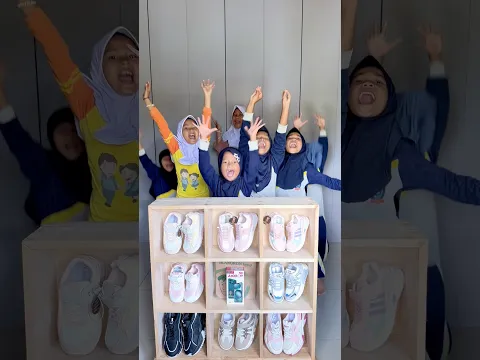 Kasih Hadiah HP buat hilya 🥰dan hadiah sepatu buat anak-anak yang lain🥰#shorts #shortvideo