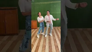 OG Govinda S Dance Moves Matched By Esha Deol Shorts Dance DanceReels OG Govinda EshaDeol 