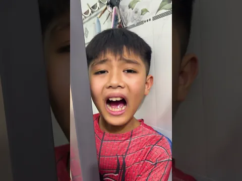 ACC - Mở cửa không nhìn và cái kết || Opening the door without looking—and the outcome.