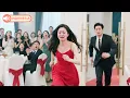 Download Lagu Suami Biarkan Selingkuhan Tampar Istri di Depan Umum, Istri Pergi—Suami Memohon di Hujan!