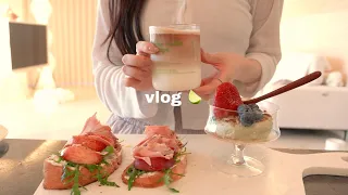 vlog | 네버 엔딩 이사 준비 🏡 불닭 로제 당면, 대왕 다코야끼 만들고 도서관 다니는 일상 | 여름 맞이 신비복숭아 토스트, 샐러드 파스타 🍉