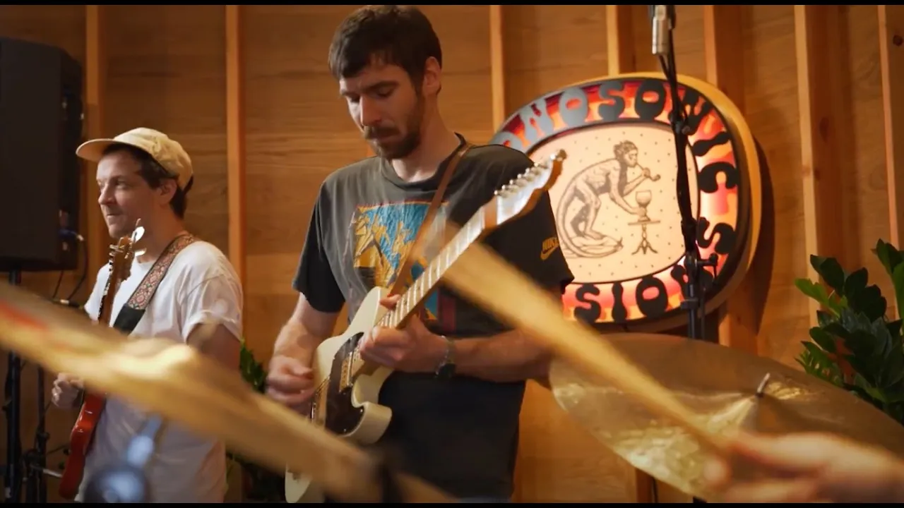 Orions Belte : "New Years Eve #2" (Live at Howler Music MonoSonic Sessions) Orions Belte : "New Years Eve #2" (Live at Howler Music MonoSonic Sessions)