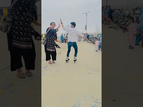 Skating lover ❤️ #fakhirskater # #skating #skater #rollerskating #shortvideo