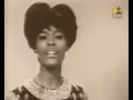 Dionne Warwick - Walk On By (Stereo)