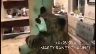 Marty Raney Builds a Unique Alaskan Table