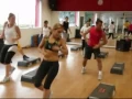 Download Lagu AULA ESPECIAL DE STEP ACTIVA:JONAS \u0026 PRISCILLA