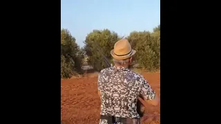 الفنان الكبير عبد العزيز ستاتي في جولة من القنص يا سلام احسن قناص في العالم 