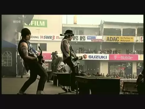 Download MP3 Avenged Sevenfold - Unholy Confession Live Rock am Ring 2006