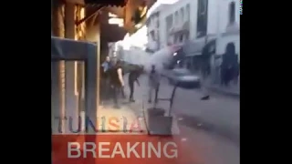 باب سويقة إستعمال الأمن للغاز المسيل لدموع في المواجهات مع جمهور الترجي 