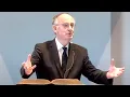 Download Lagu We moeten even controleren of je in het boek der verkiezing staat. Even kijken hoor. Hoe heet je?