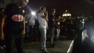 حسين غاندي يغني مهرجان ياغزال الضرب الاحمر لايف  من حفله اكاديميه الشروق دندنها