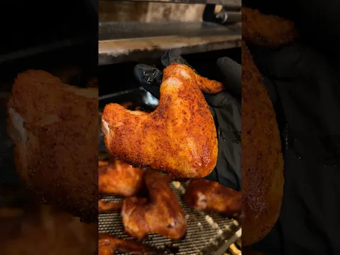 crispy buttery buffalo wings #bbqshorts