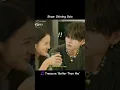 Download Lagu The way Hayul looked at Yoshi after giving gem to Doyoung #TREASURE #ShiningSolo #트레저 #kpop #shorts