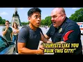Download Lagu ALS Racistische agent Filipijnse toerist per ongeluk lastigvalt, maar dan krijgt hij de GROOTSTE ...