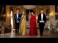 Download Lagu Catherine schittert in een prachtige jurk met ontroerende gebaren tijdens een weelderig staatsbanket
