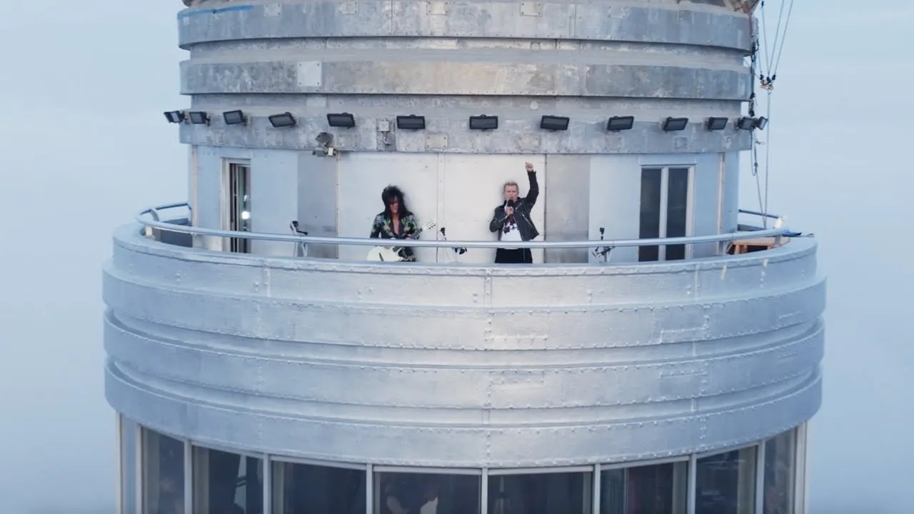 Billy Idol – Rebel Yell – Live From the Empire State Building Billy Idol – Rebel Yell – Live From the Empire State Building
