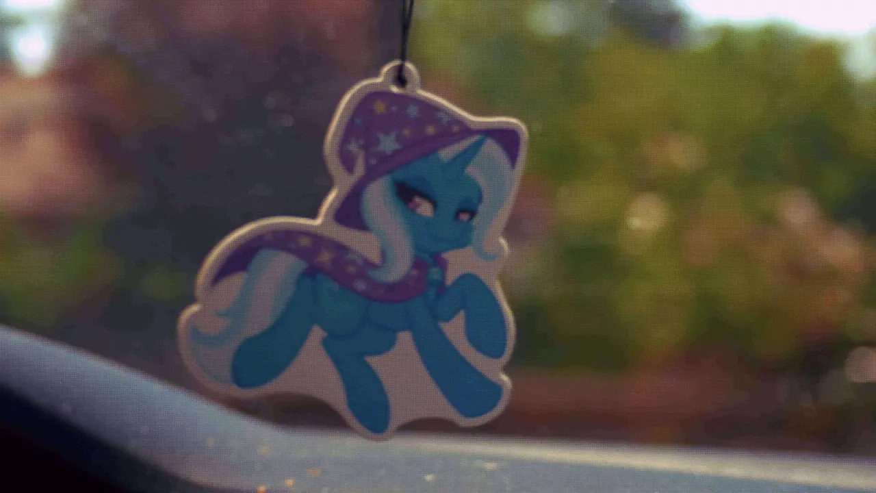 vivian goes to everfree northwest 2026