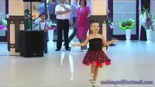 مهرجان هاتي بوسه يا بت دندنها