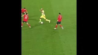 كريستيانو ضد لامين يامال Cristianoronaldo Lamineyamal كريستيانو كريستيانو رونالدو يامال 