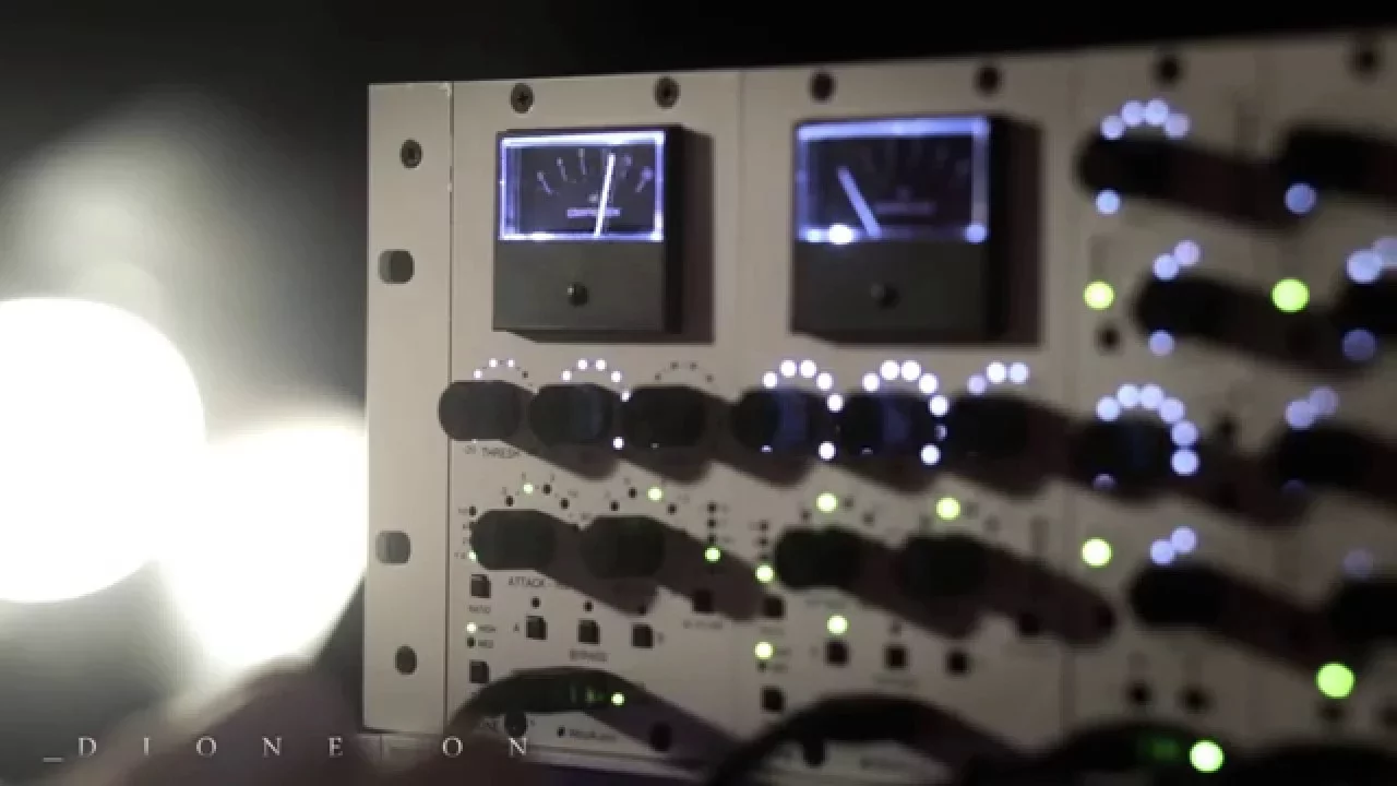 WesAudio _Dione 500 Series Stereo Bus Compressor - Vintage King